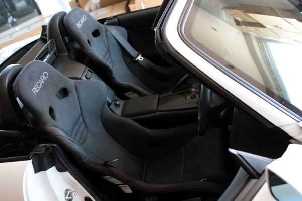 125 s2000 2 arigato4818.jpg